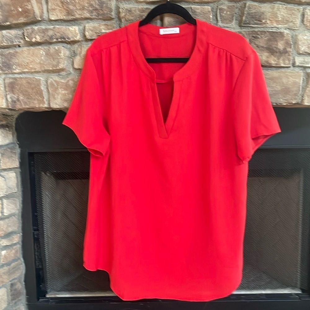 Kancystore red V neck blouse. Size 2XL
